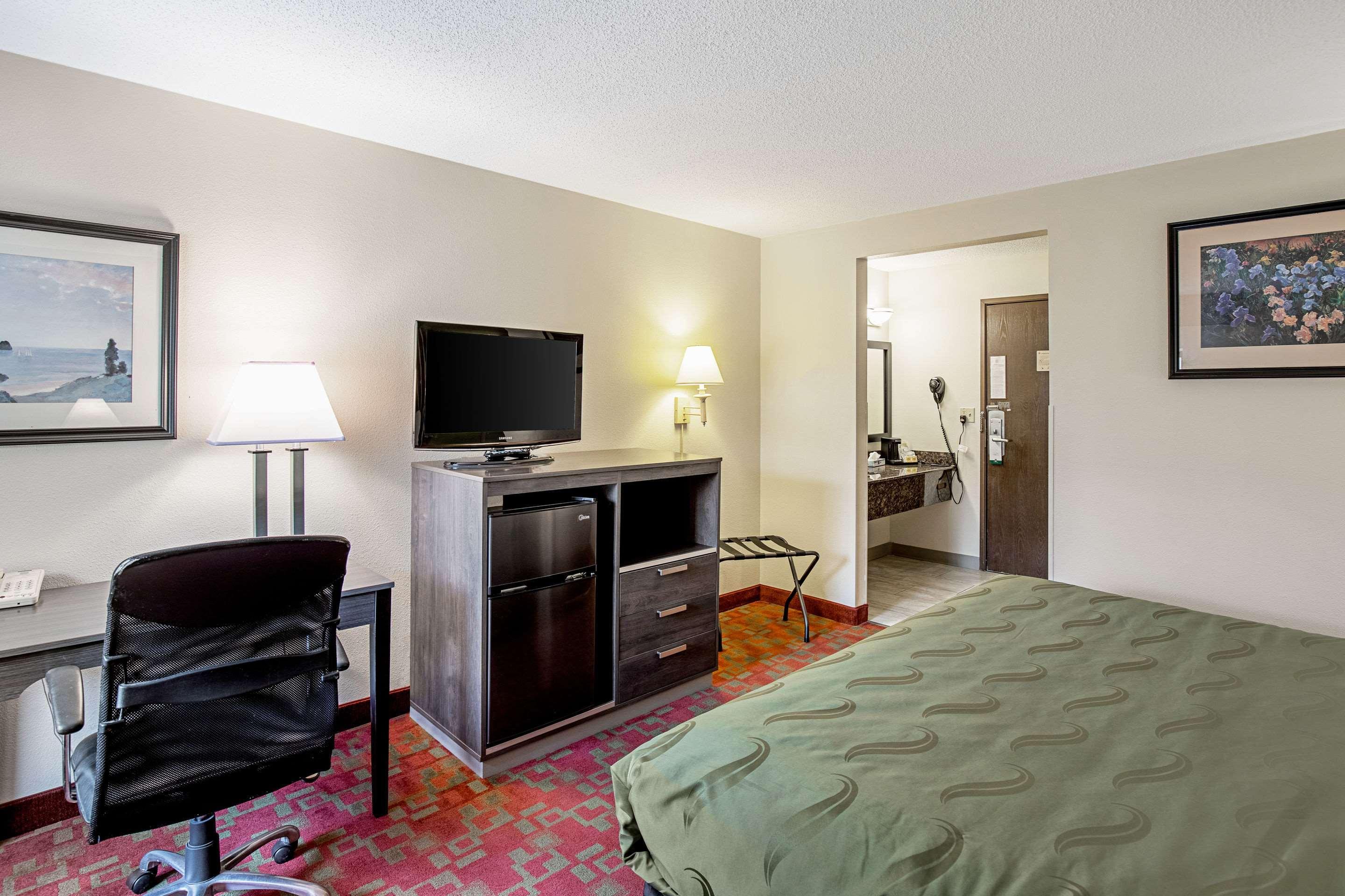 Quality Inn & Suites Μιλγουόκι Εξωτερικό φωτογραφία