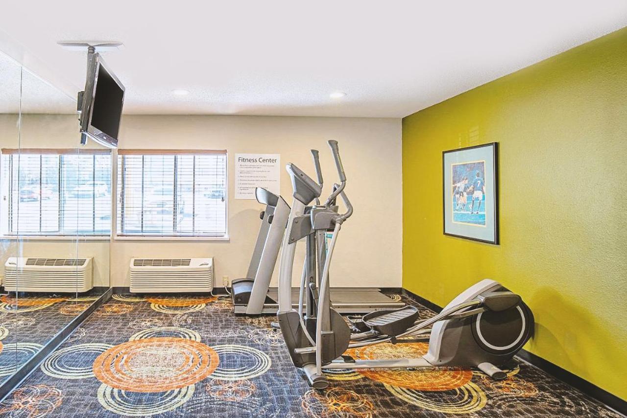 Quality Inn & Suites Μιλγουόκι Εξωτερικό φωτογραφία