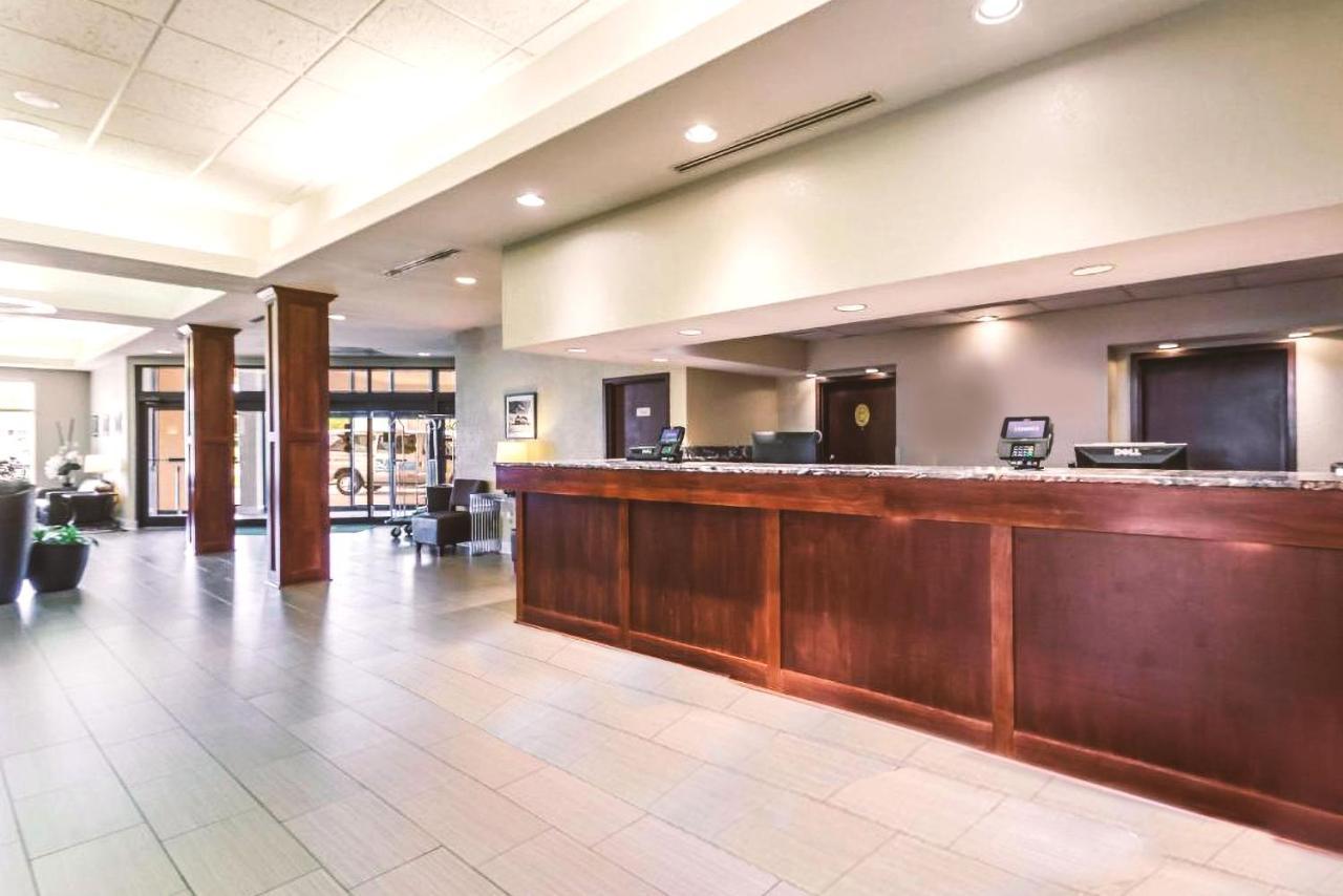 Quality Inn & Suites Μιλγουόκι Εξωτερικό φωτογραφία