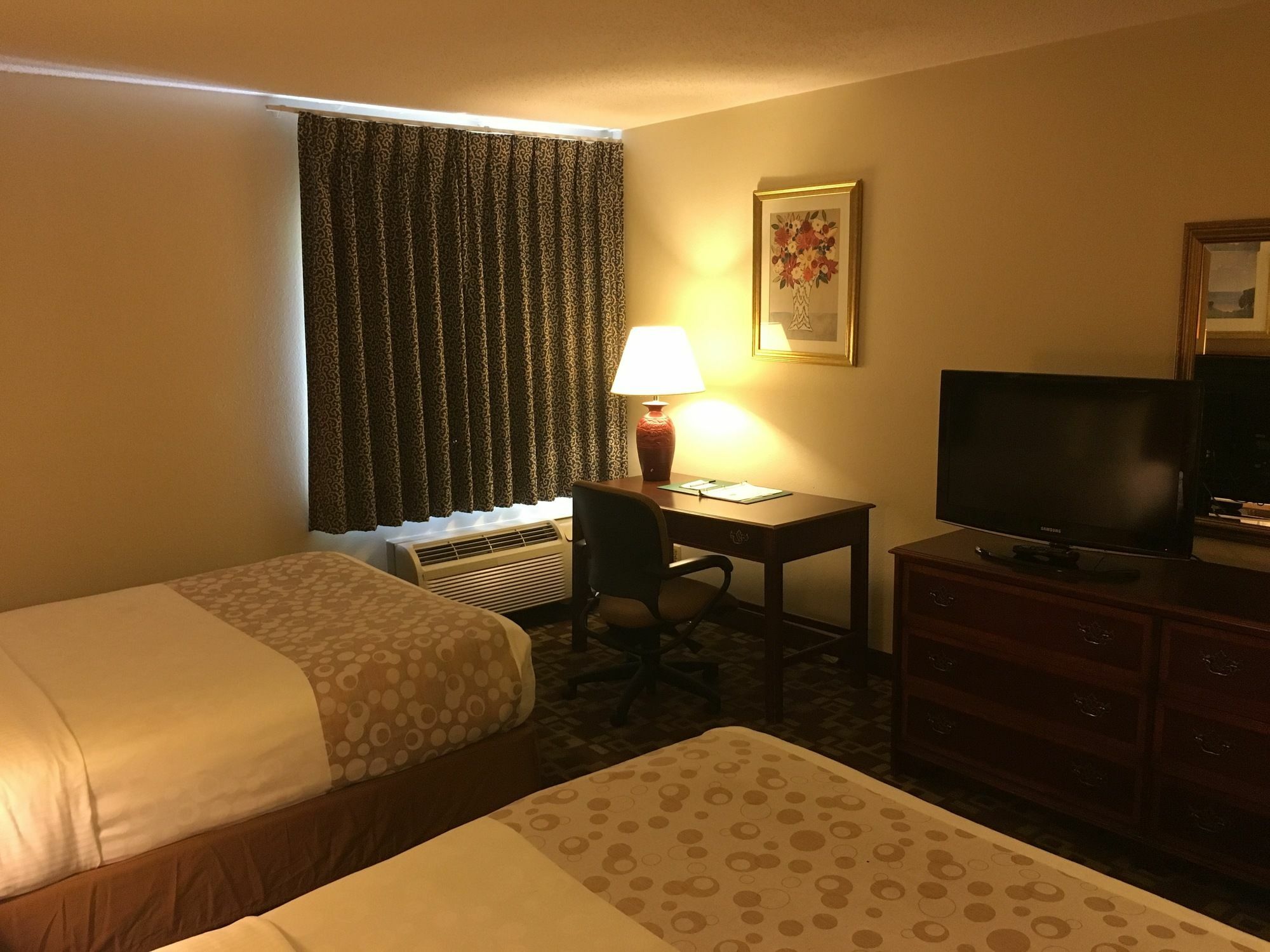 Quality Inn & Suites Μιλγουόκι Εξωτερικό φωτογραφία